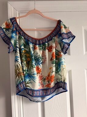 Flying Tomato Floral Off-Shoulder Top in White, Blue, Orange, Green